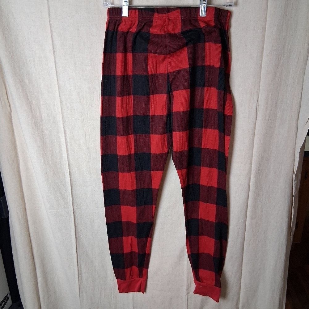 Place Large Red and Black Checkered Lounge Pants - Picture 2 of 3